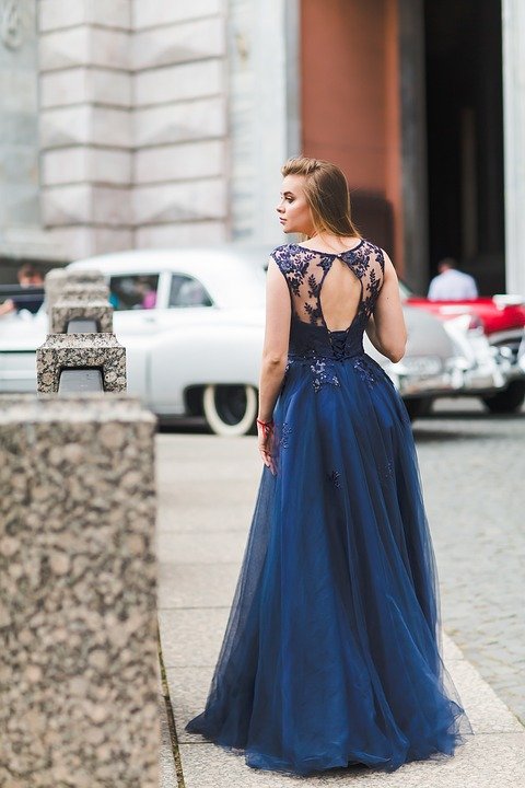 Blue dress