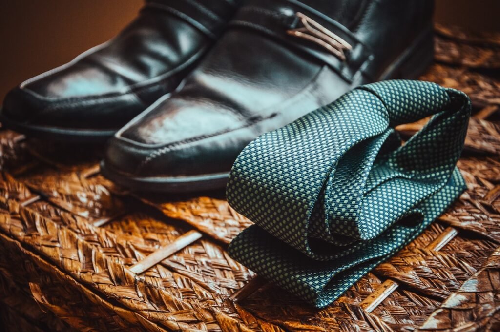 Black dress shoes