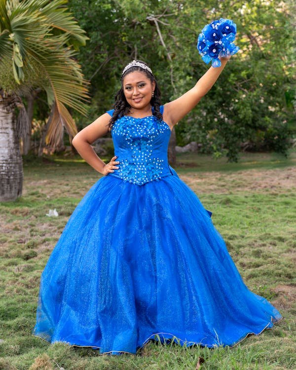 Royal blue quinceanera dresses