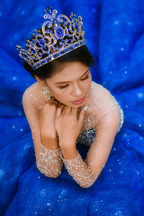 Royal blue quince dresses