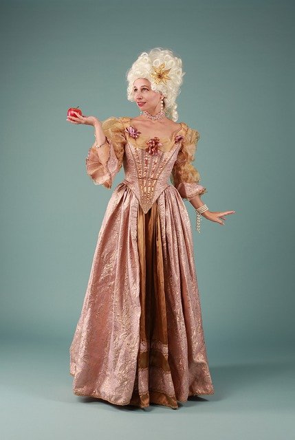 Drag queen dress